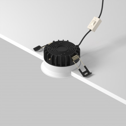 Встраиваемый светильник Maytoni Technical DL055-8W3-4-6K-W