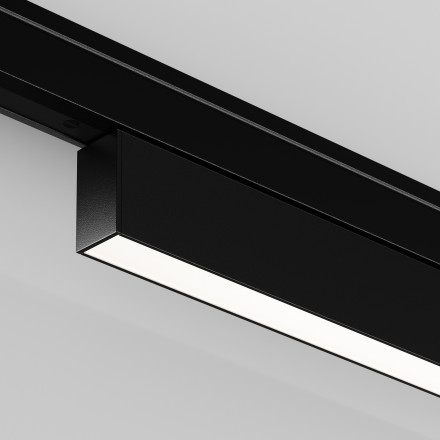 Трековый магнитный светодиодный светильник Maytoni Levity Basis TR192-1-8W4K-B