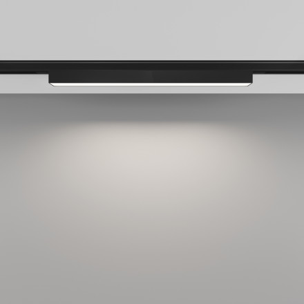 Трековый магнитный светодиодный светильник Maytoni Levity Basis TR192-1-8W4K-B